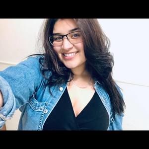 Meet your Posher, Rebeca